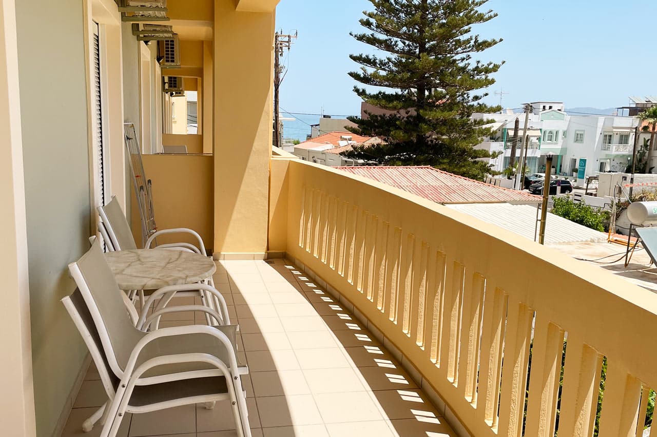 Exempel på balkong i en enrumslägenhet / tvårumslägenhet / tvårumslägenhet med 2 extrabäddar