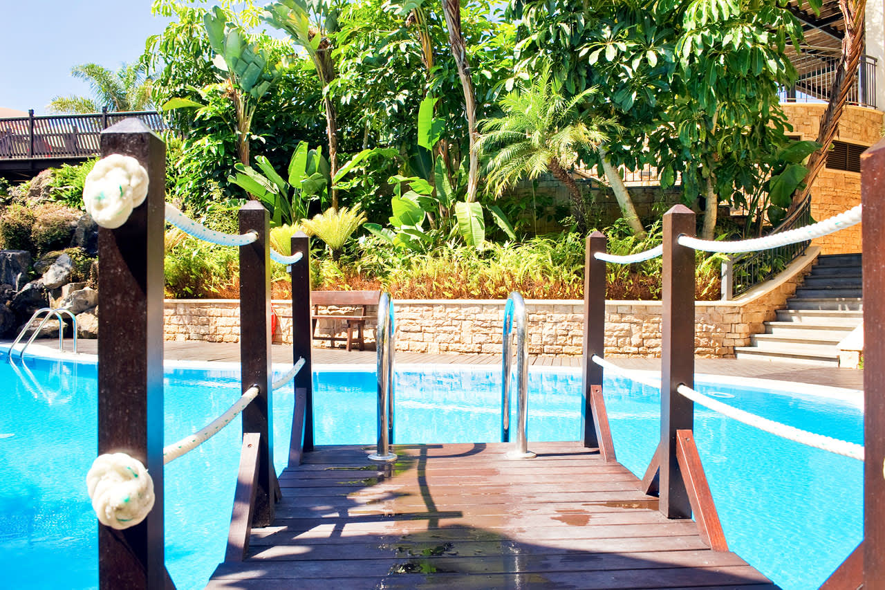 Gemensam pool för hotellen Porto Mare, The Residence och Eden Mar