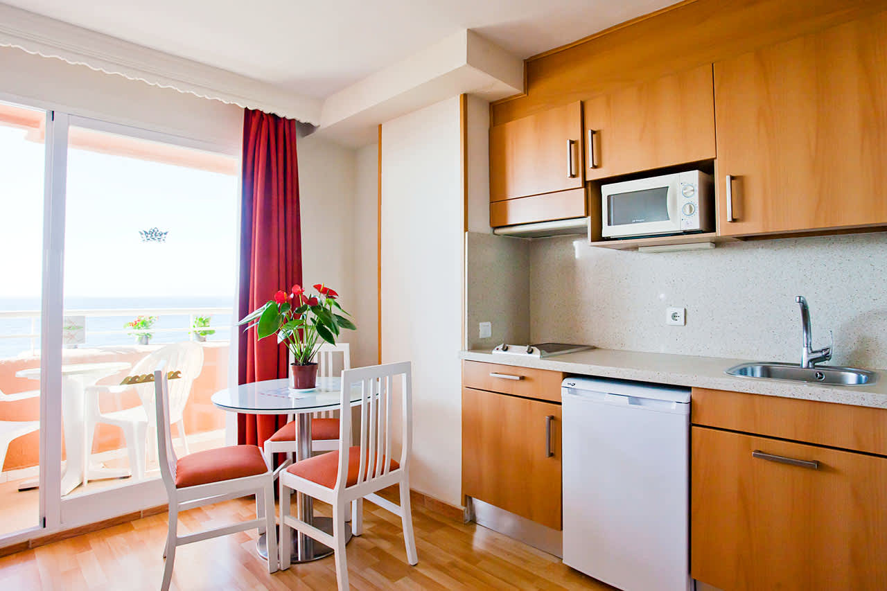 Exempel på lägenhet med kombinerat sov- och vardagsrum