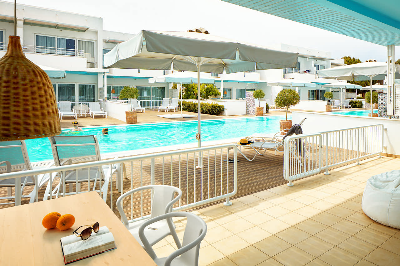 Royal Family Suite, stor terrass med access till privat, delad pool.