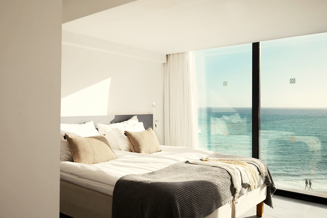3-rums Generous Suite med stor tak- och loungeterrass med havsutsikt
