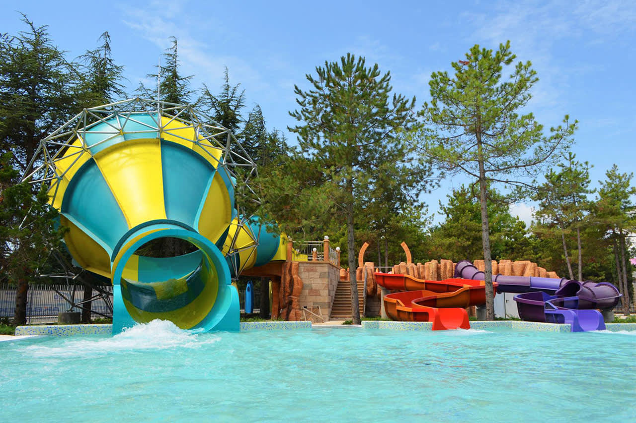 Välkommen till vattenland Aquamania, där hotellets gäster har gratis inträde