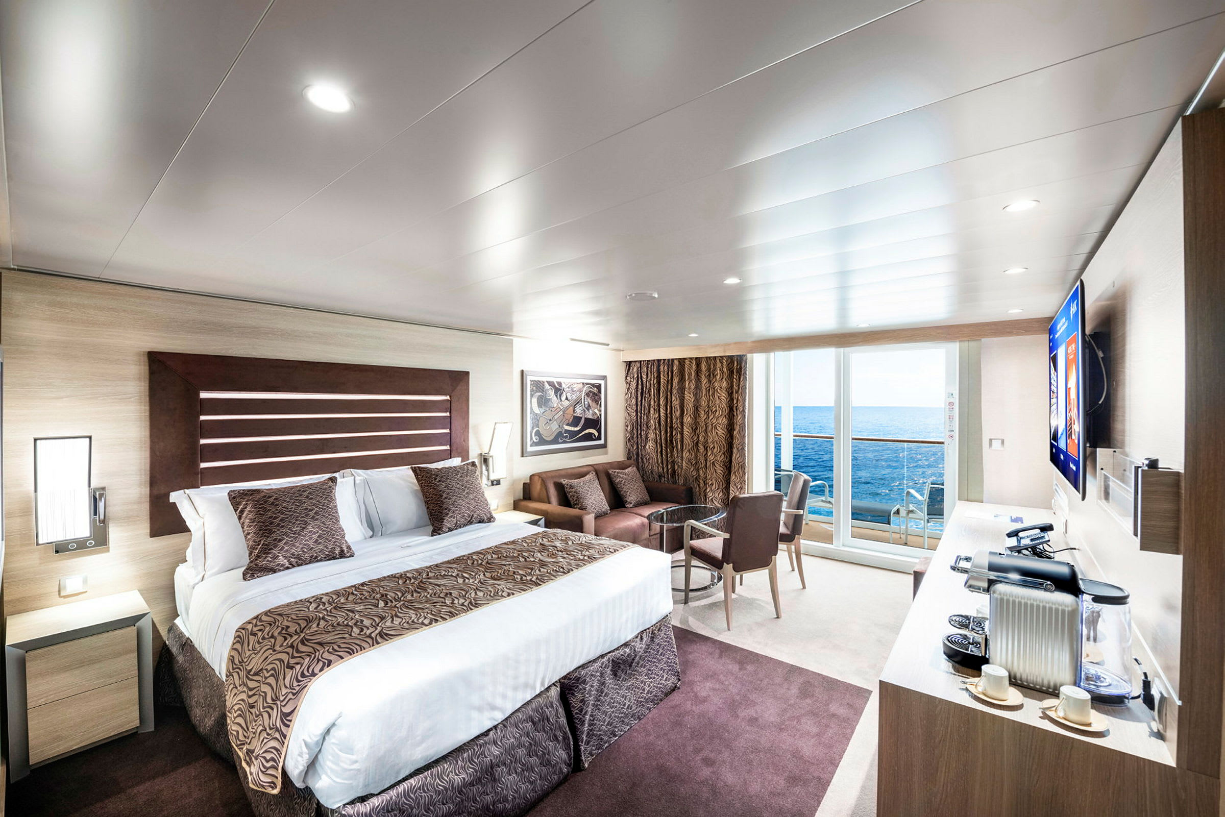 Deluxe Svit Yacht Club