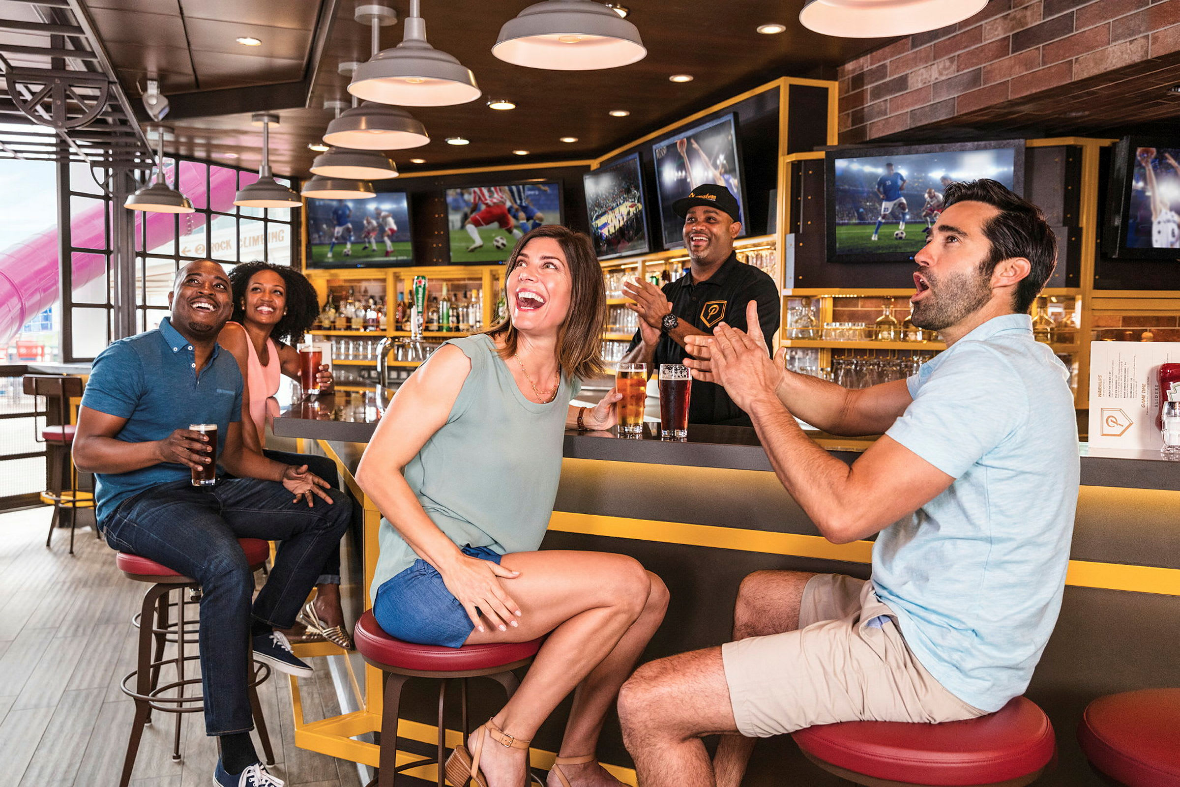 En bar med personer som samtalar över dricksglas medan en bartender står bakom disken. (AI-genererad text)
