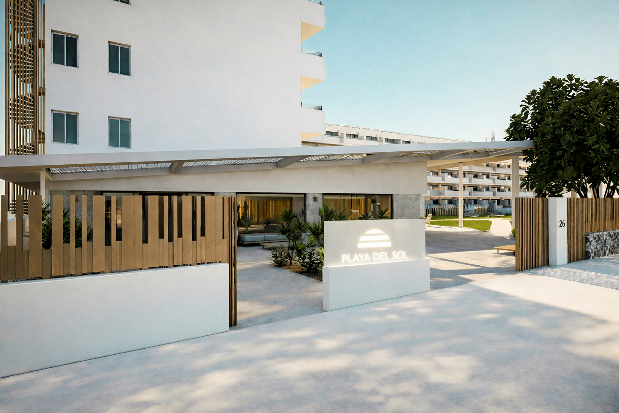Entré till hotellområdet med namnet Playa del Sol, inklusive modern arkitektur och växter kring byggnaderna. (AI-genererad text)