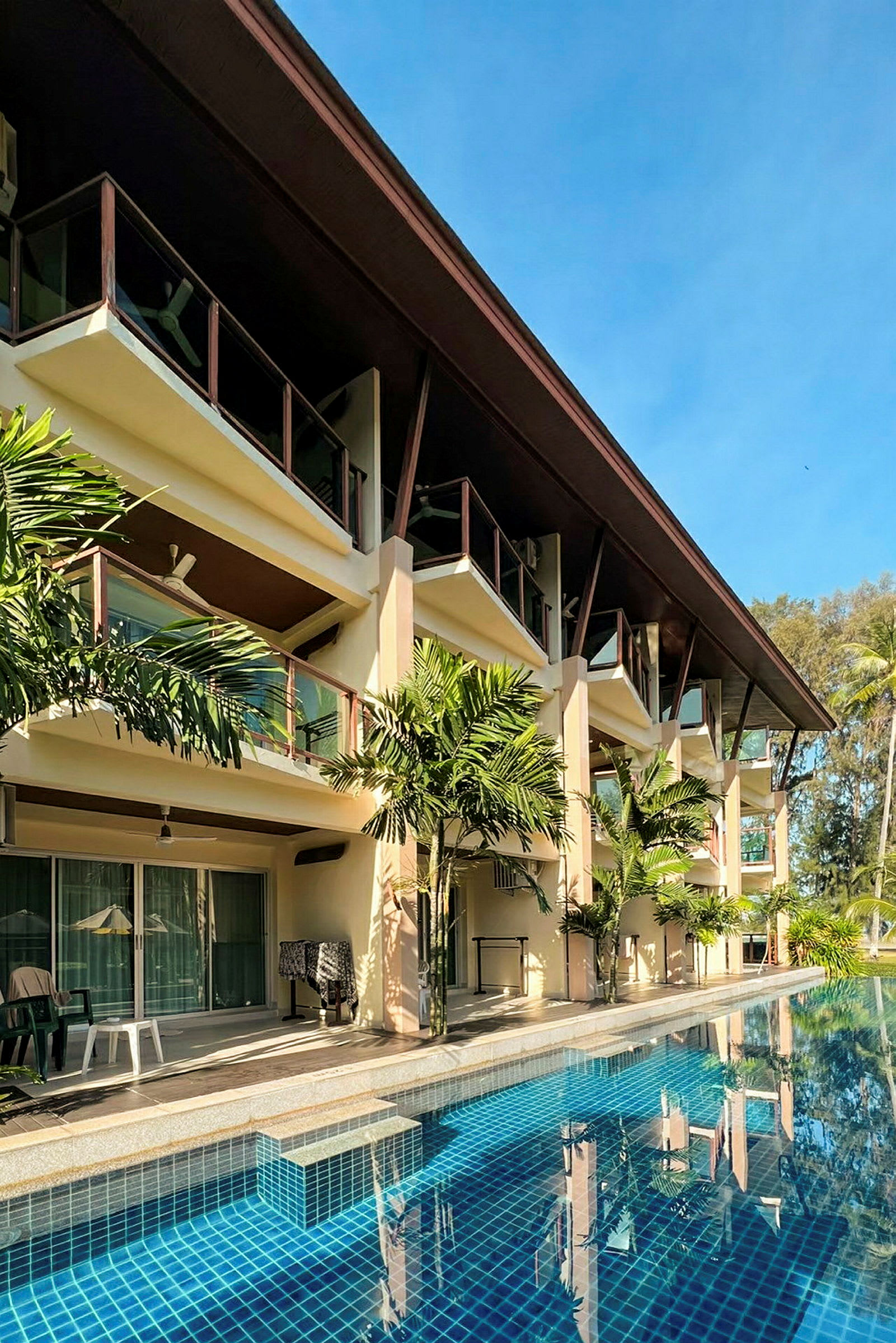 Dubbelrum med access till privat, delad pool