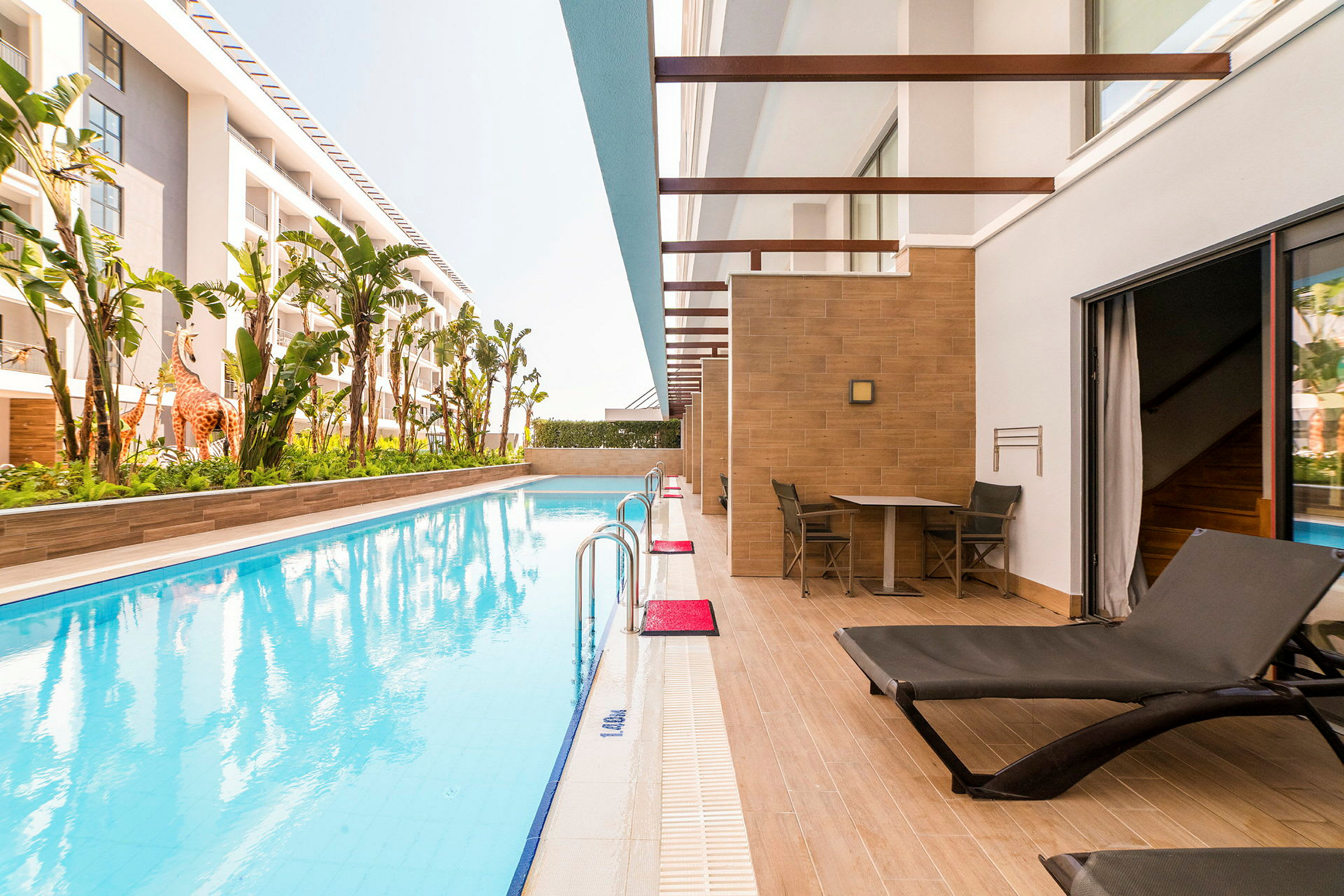 Dubbelrum större med poolaccess