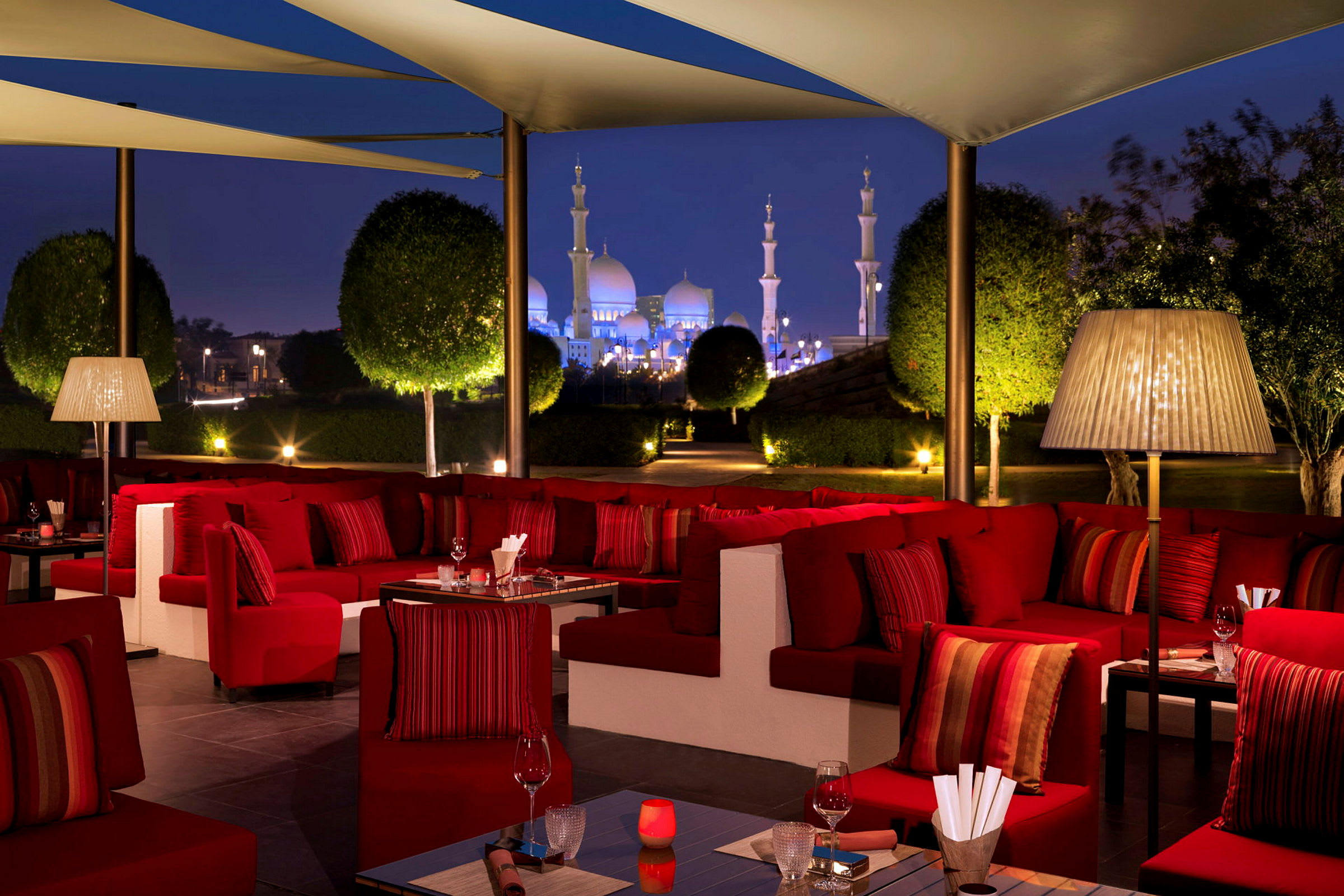 À la carte-restaurang med asiatiska rätter