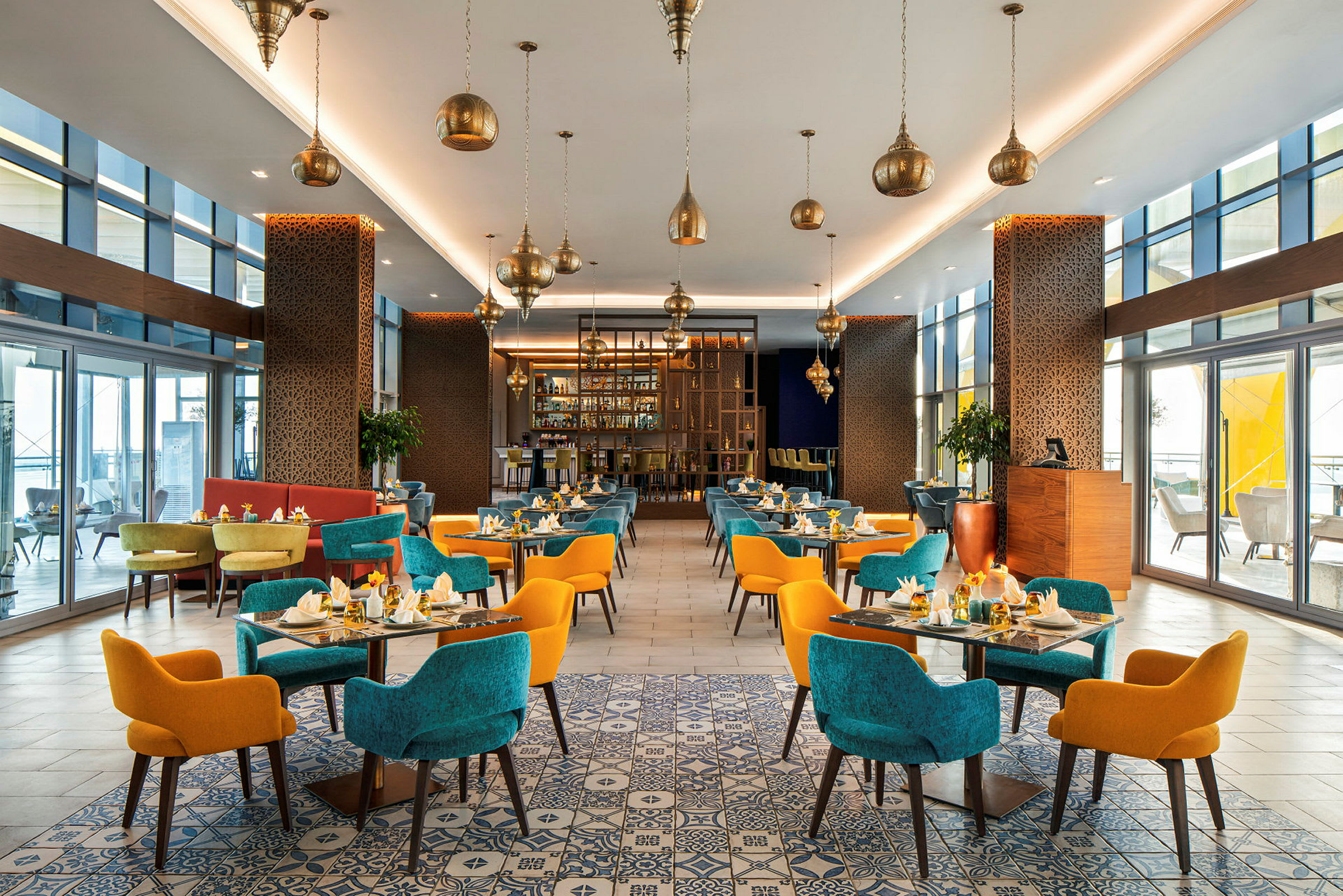 Kombinerad buffé- och à la carte-restaurang