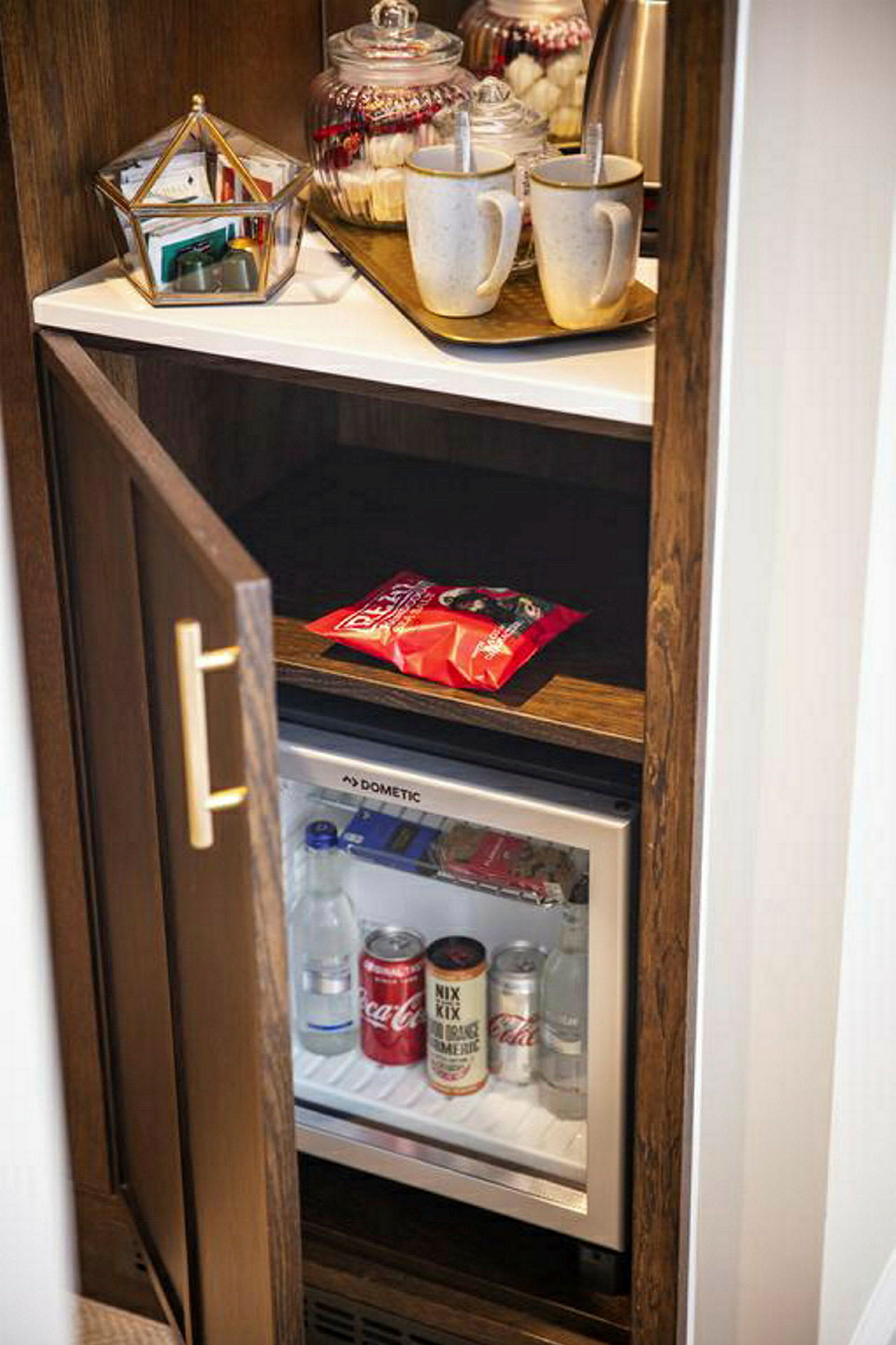 Fri minibar med vatten och läsk i alla rum