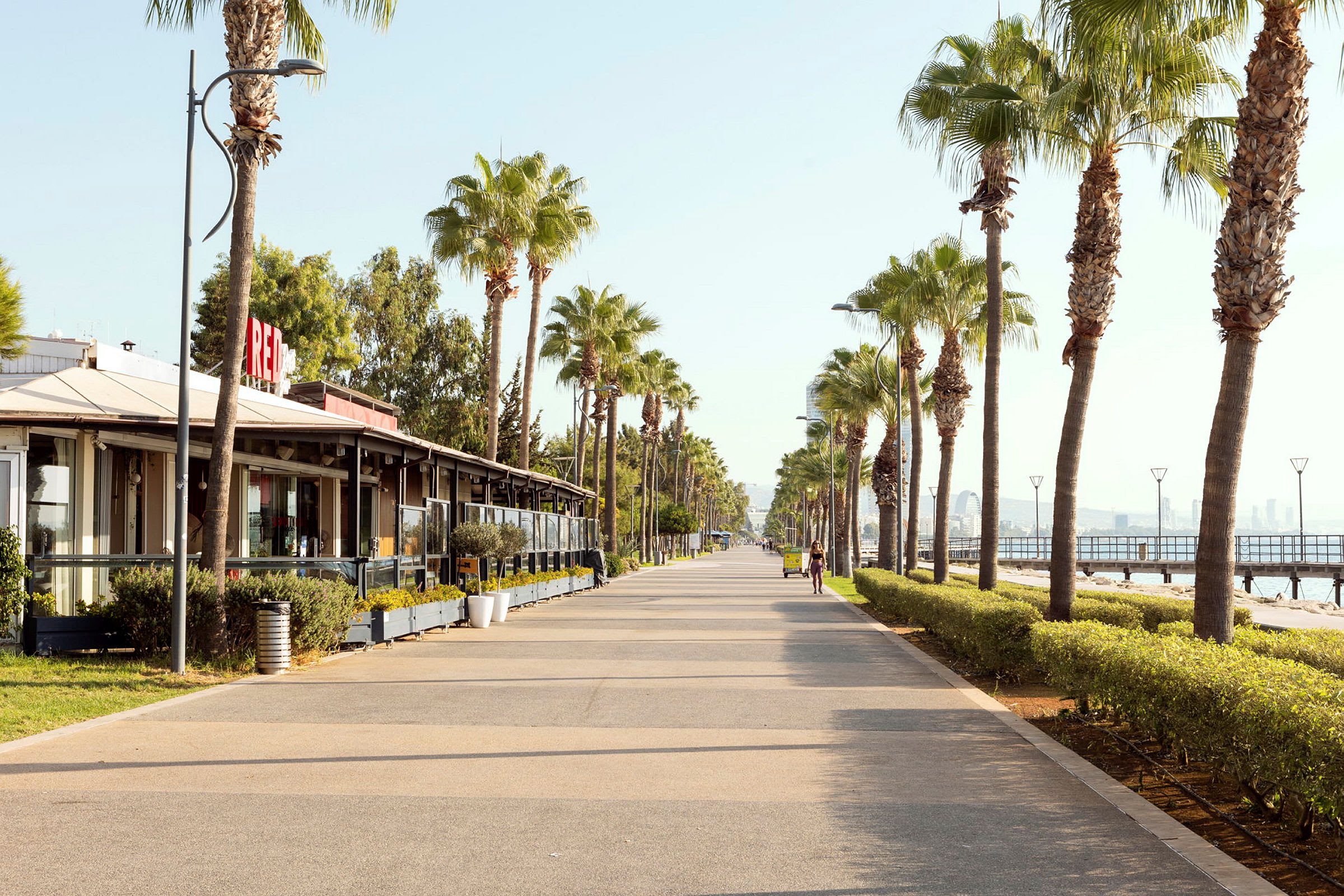 Molos strandpromenad