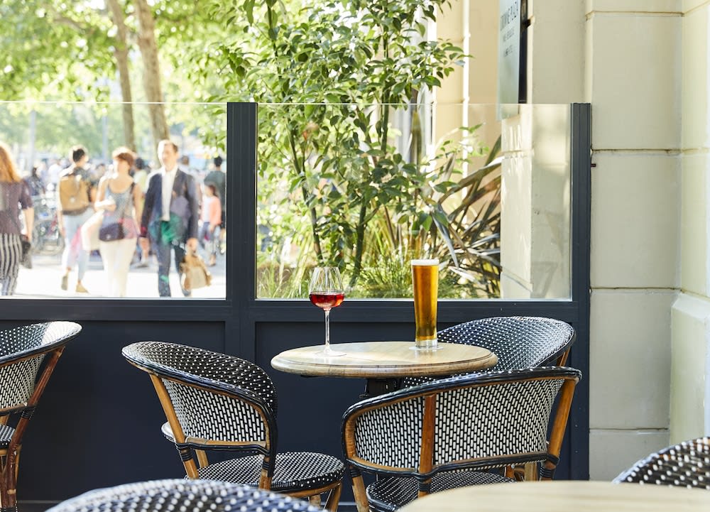 Bar (på boendet)