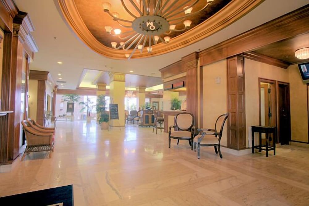 Hall