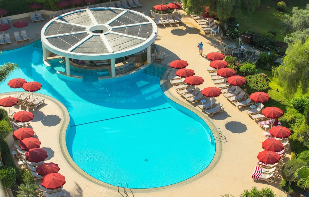 Utomhuspool