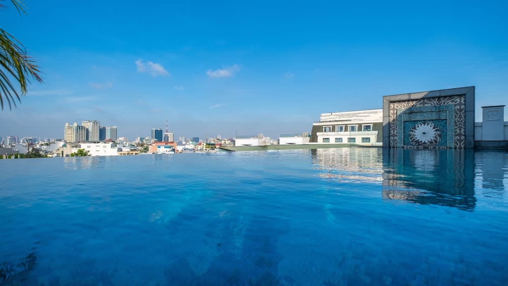 Infinitypool