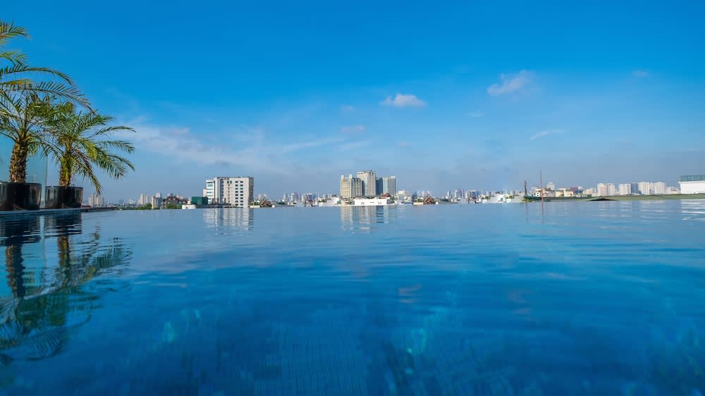 Infinitypool