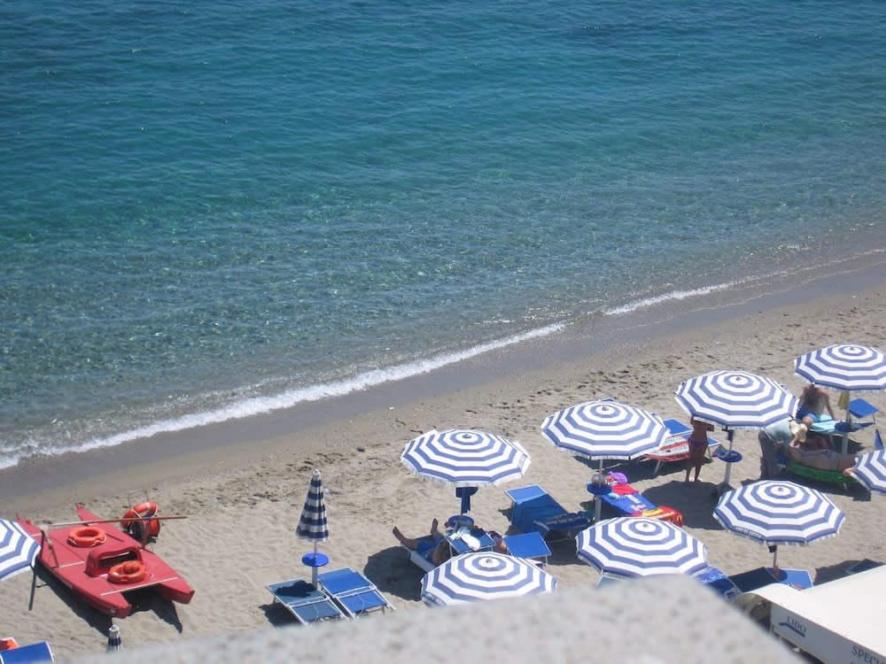 Strand