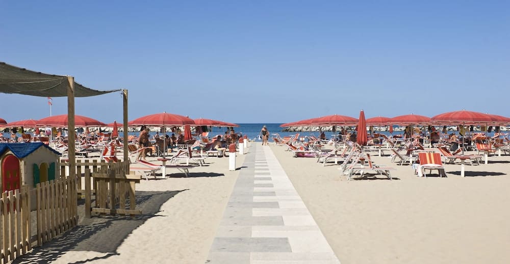 Strand