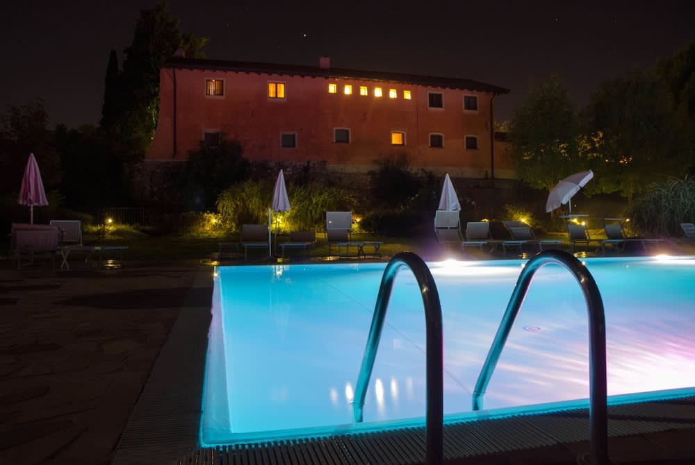Utomhuspool