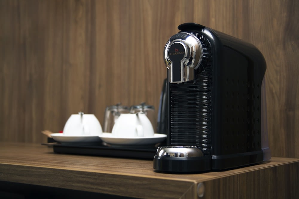 Kaffe och/eller kaffebryggare