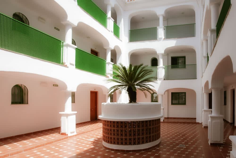 Utsikt mot innergård