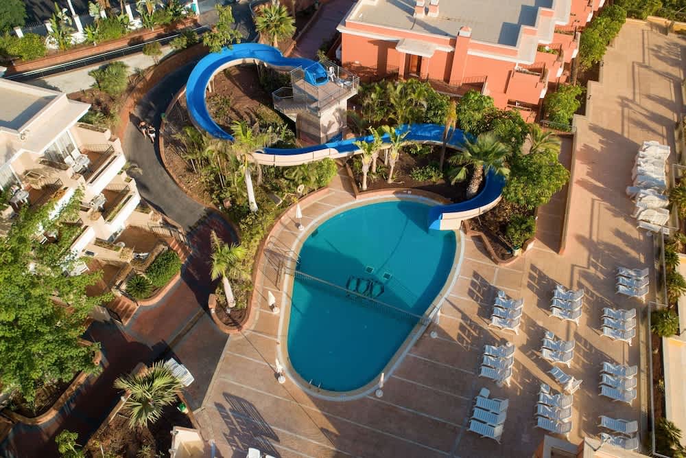 Utomhuspool