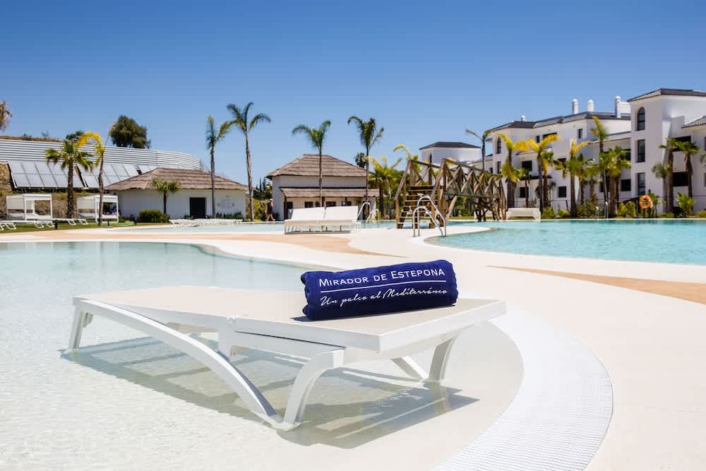 Utomhuspool