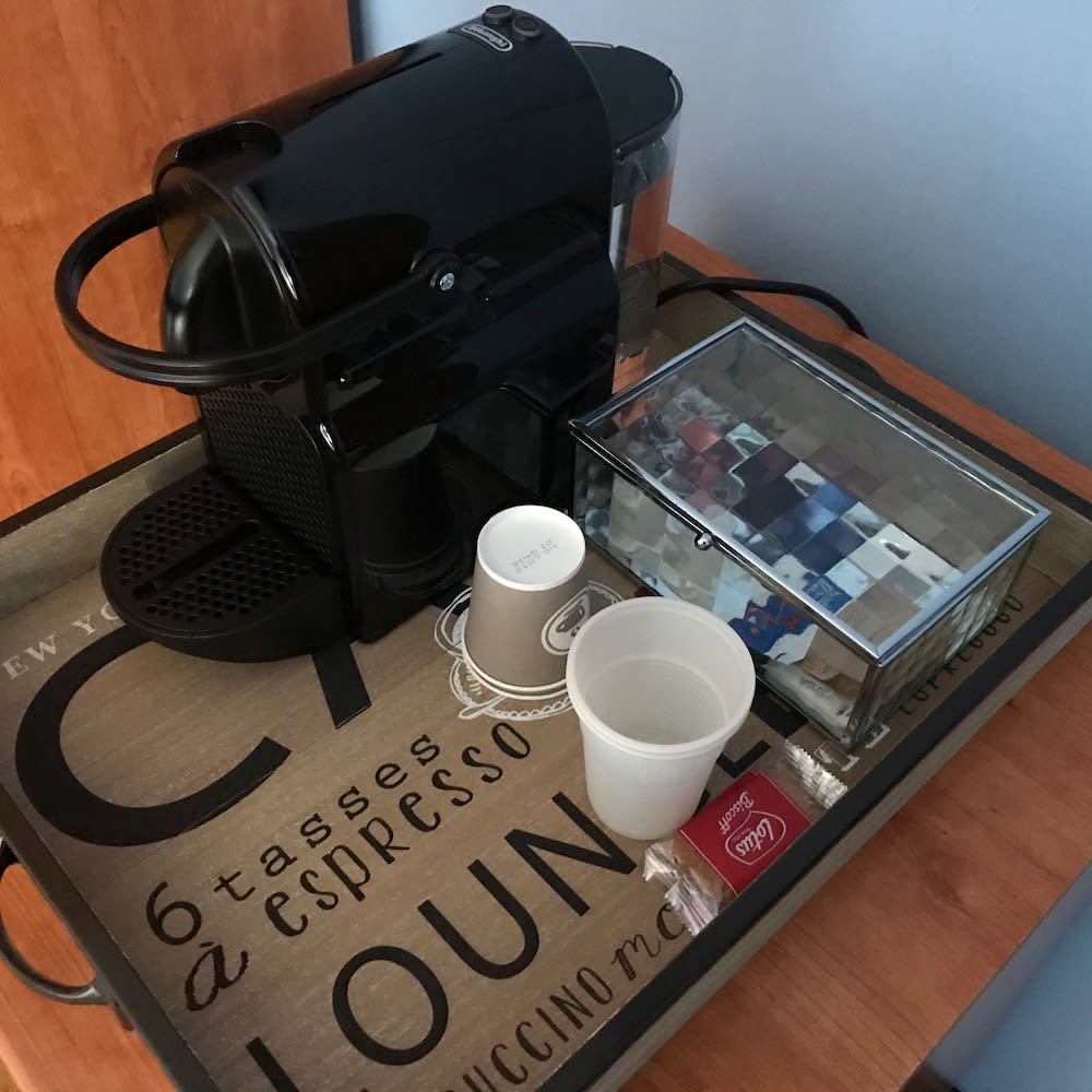 Kaffe och/eller kaffebryggare