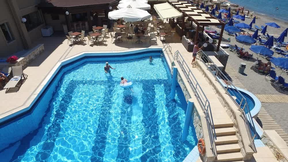 Utomhuspool