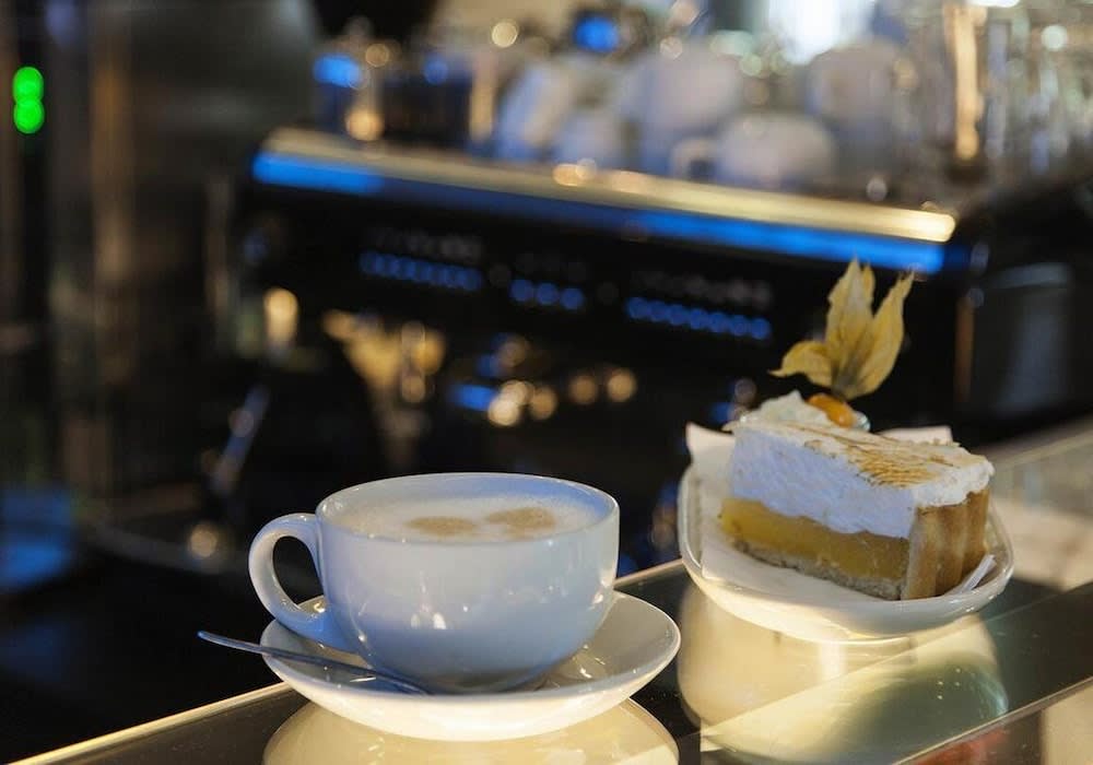 Kaffe och/eller kaffebryggare