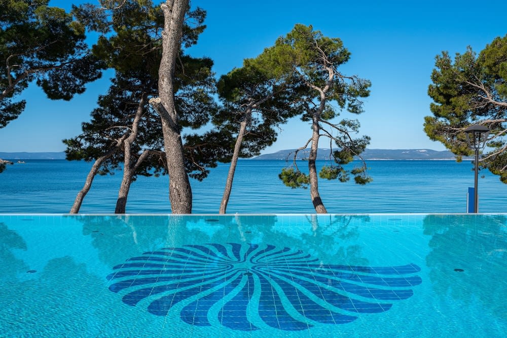 Infinitypool