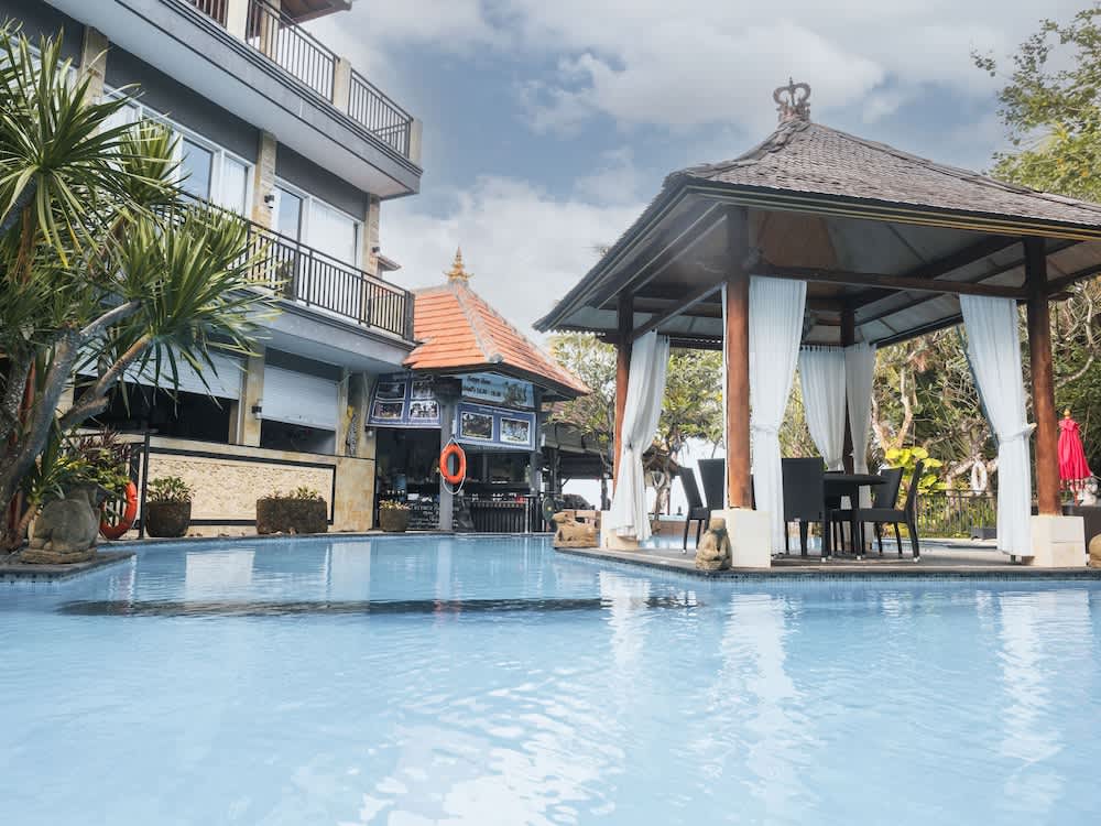 Utomhuspool