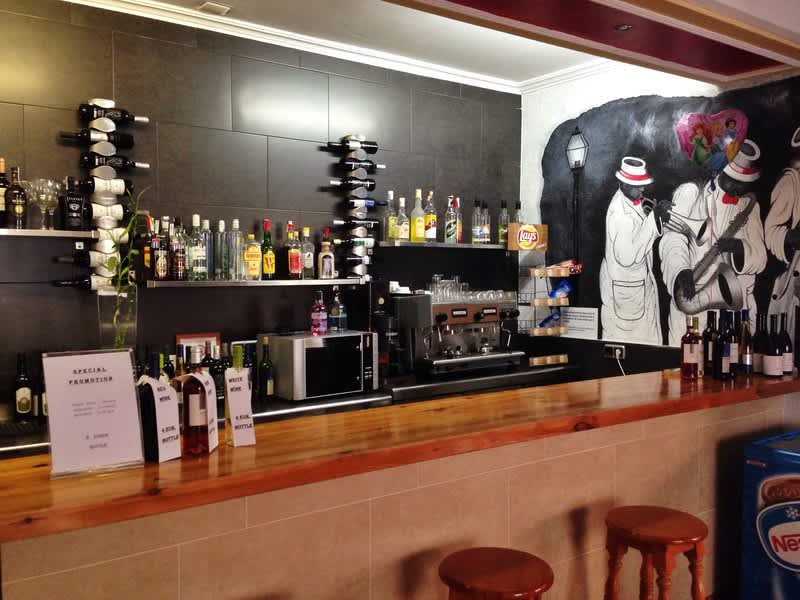 Bar