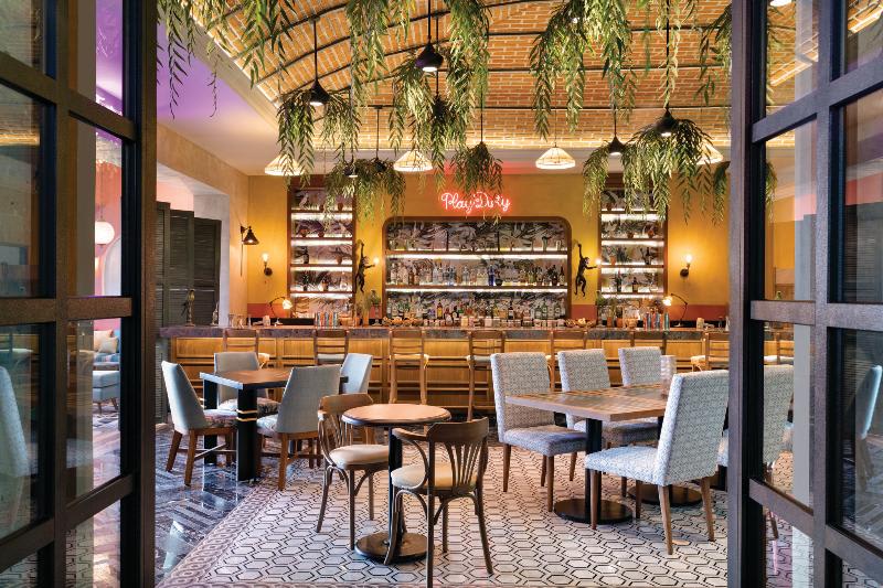 Bar