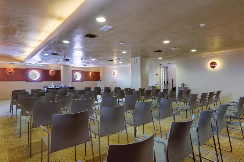 Konferenser