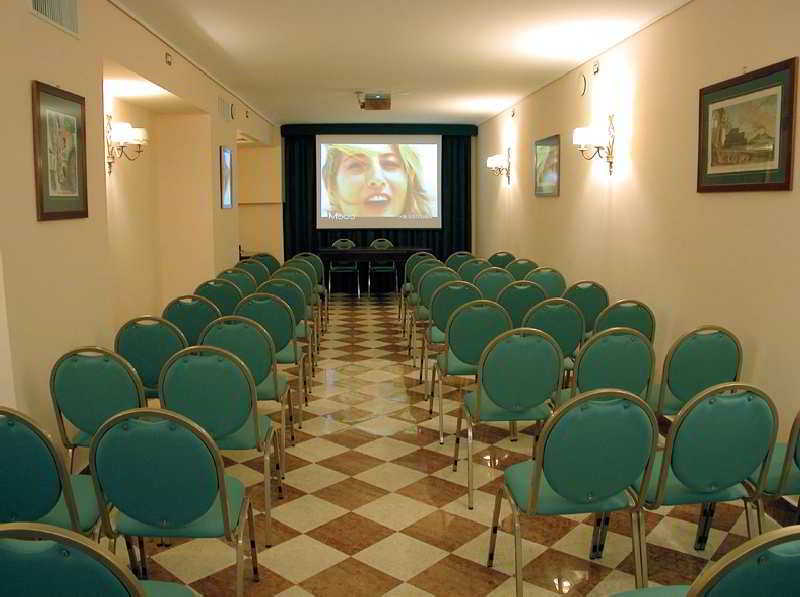 Konferenser
