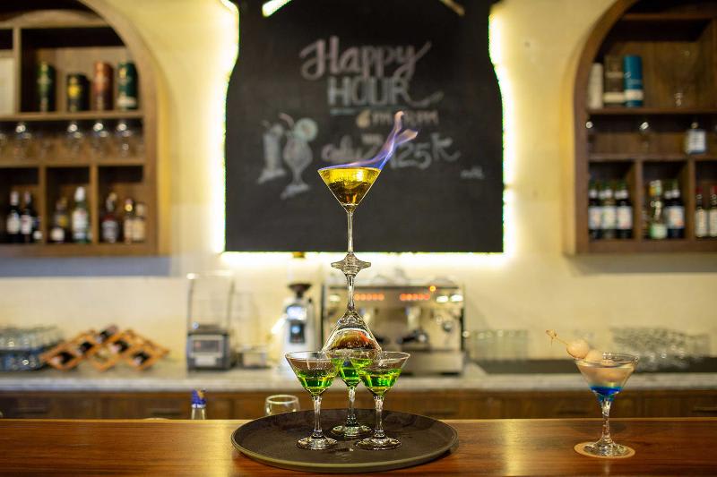 Bar