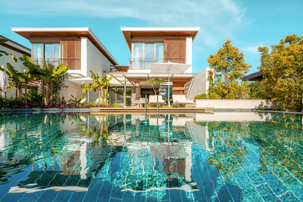 Trerumslägenhet i villa, 4 ord. bäddar, privat pool