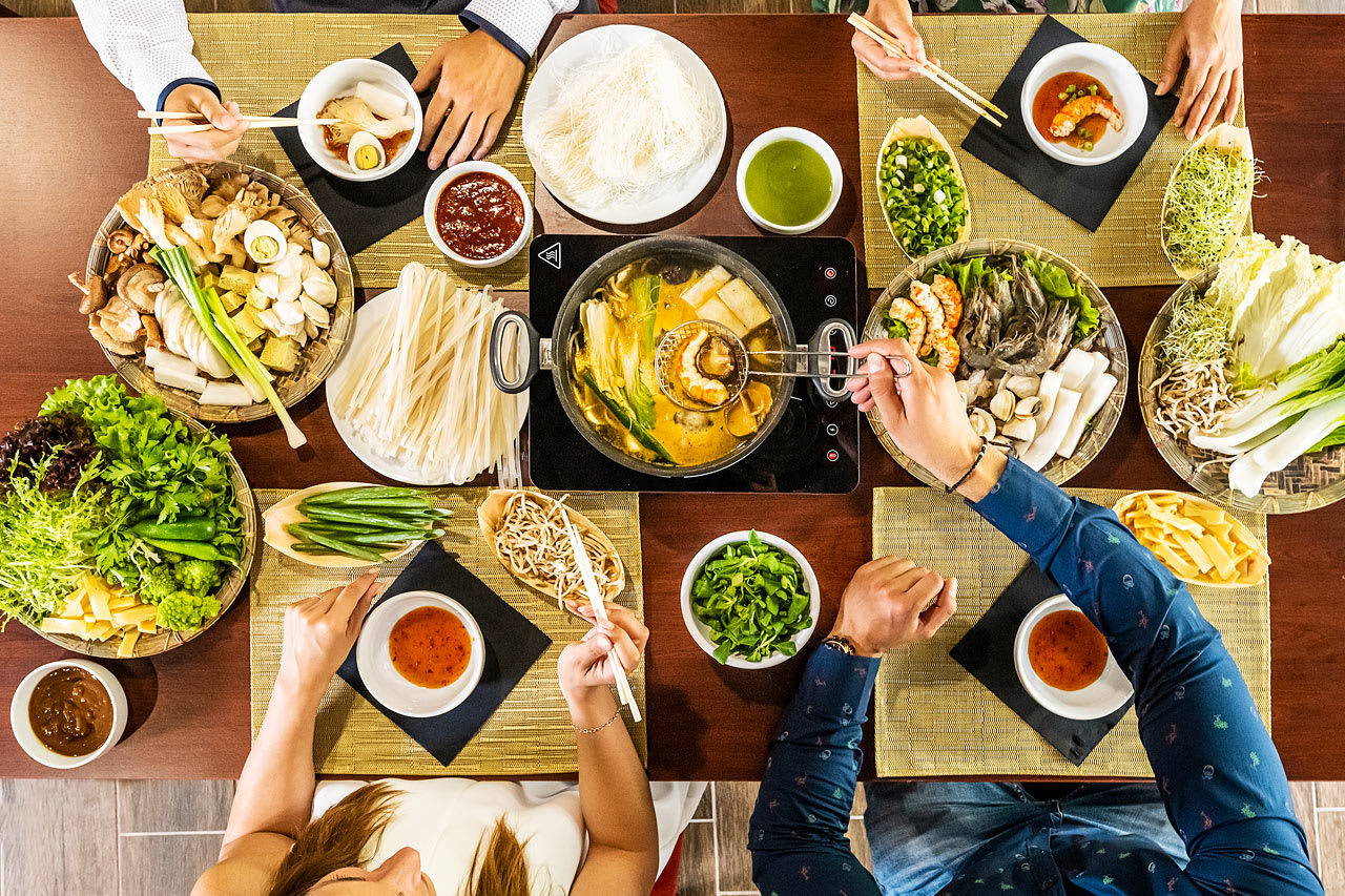 Kinesisk restaurang med hot pot