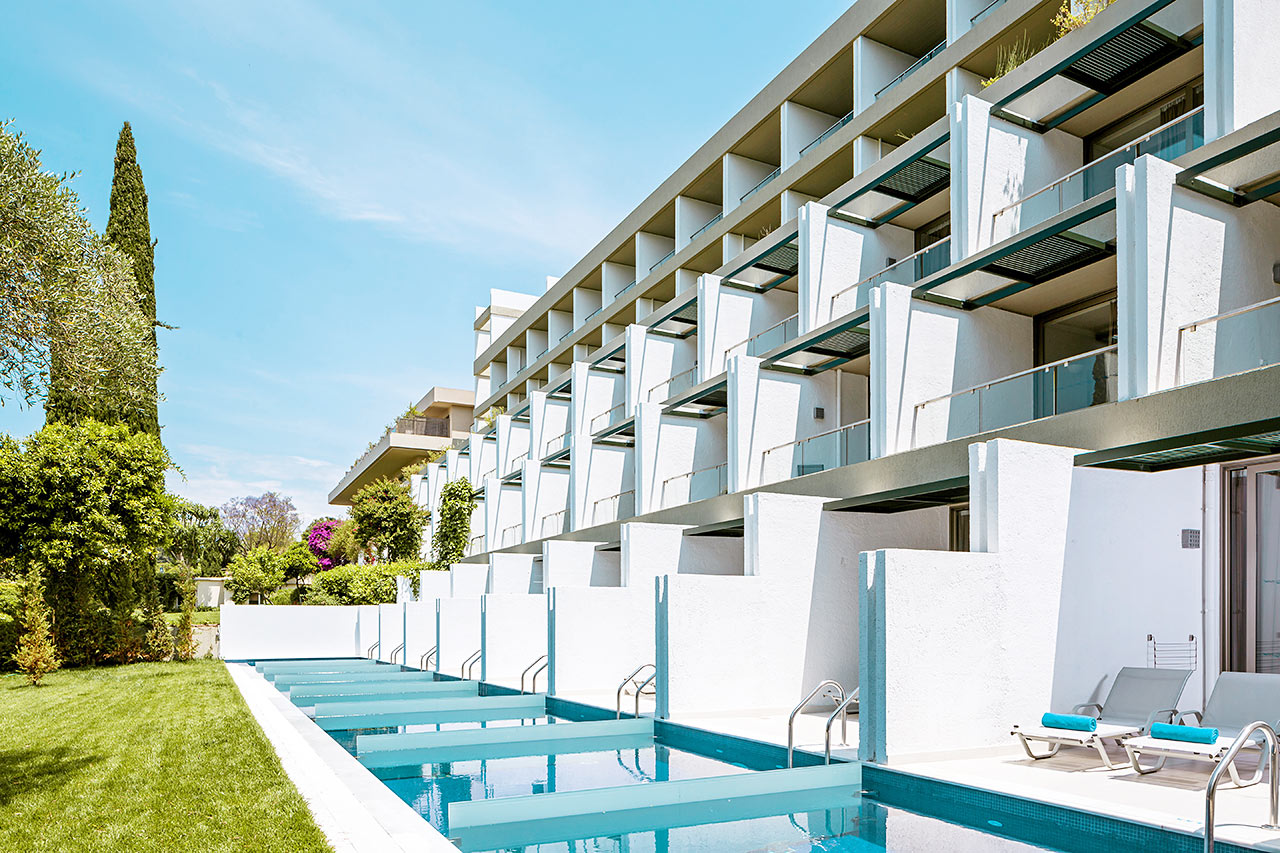 Dubbelrum med poolaccess (i huvudbyggnaden)