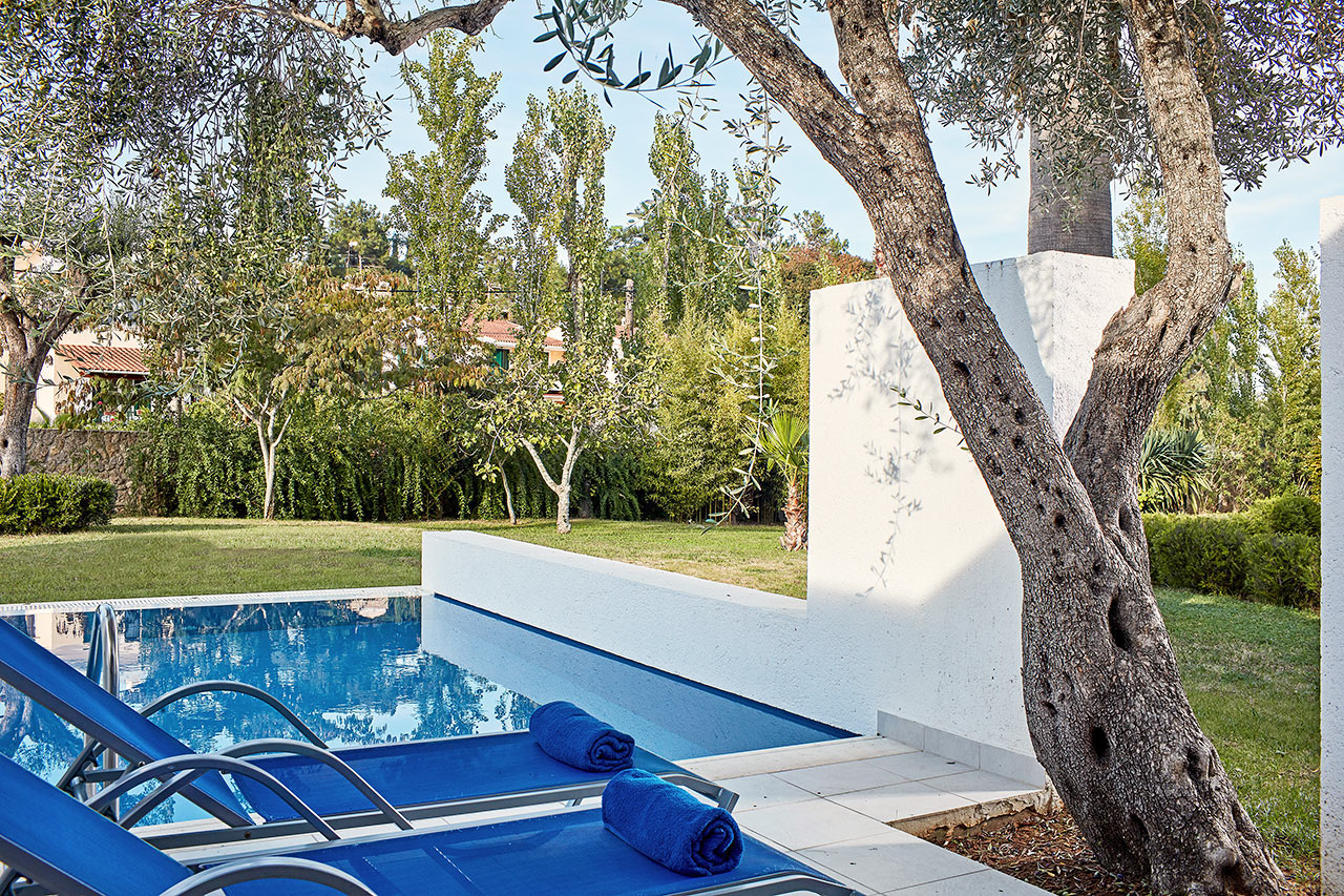 Dubbelrum med poolaccess (i bungalow)