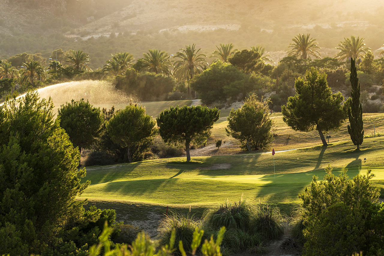 Poniente Golfbana