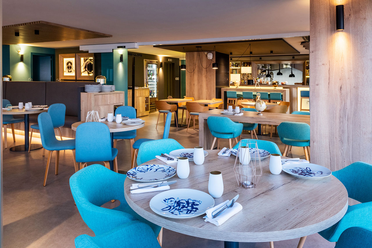 À la carte-restaurangen är öppen för lunch och middag