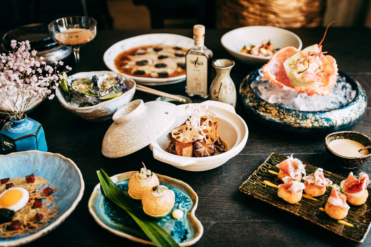 OKU restaurant med servering av  asiatiska och sydamerikanska rätter