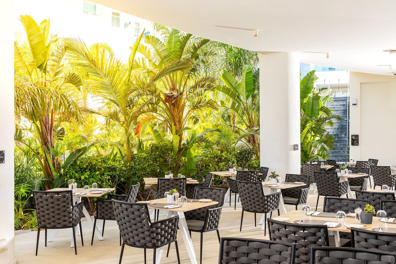 À la carte-restaurang med grillrätter