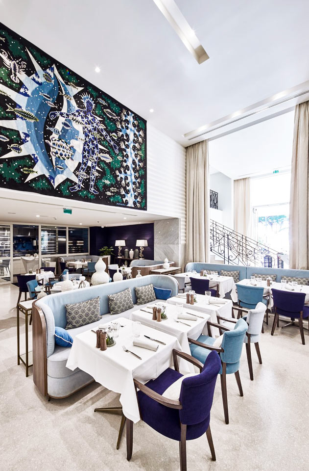 À la carte-restaurang