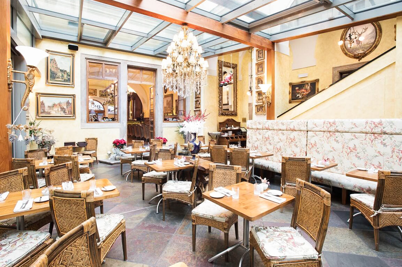 Hotellets restaurang, Restaurant Deer Prague