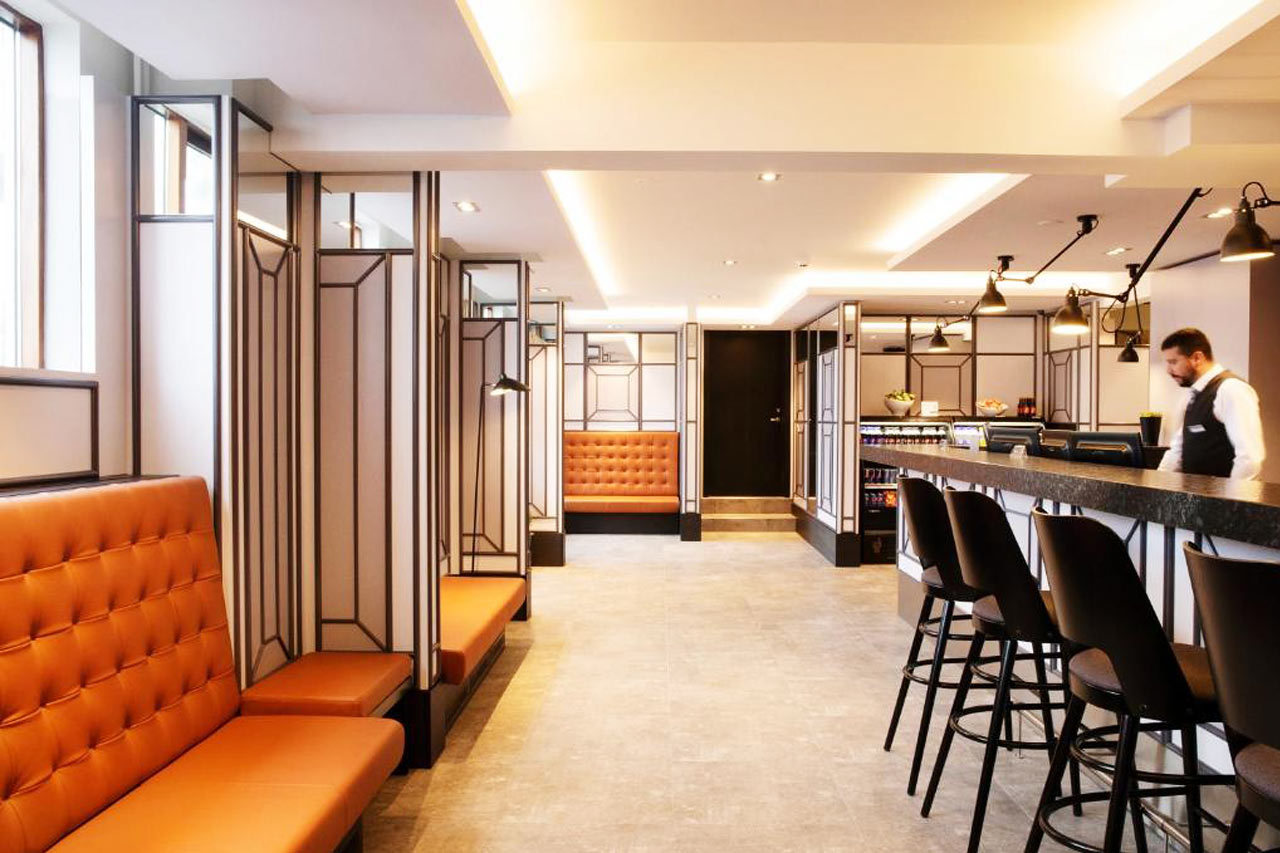 Bar