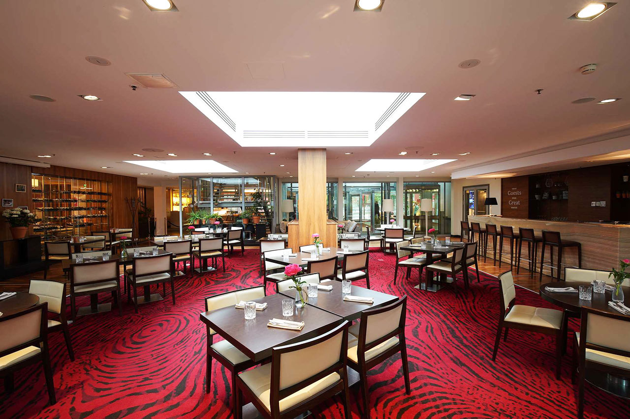 À la carte-restaurang
