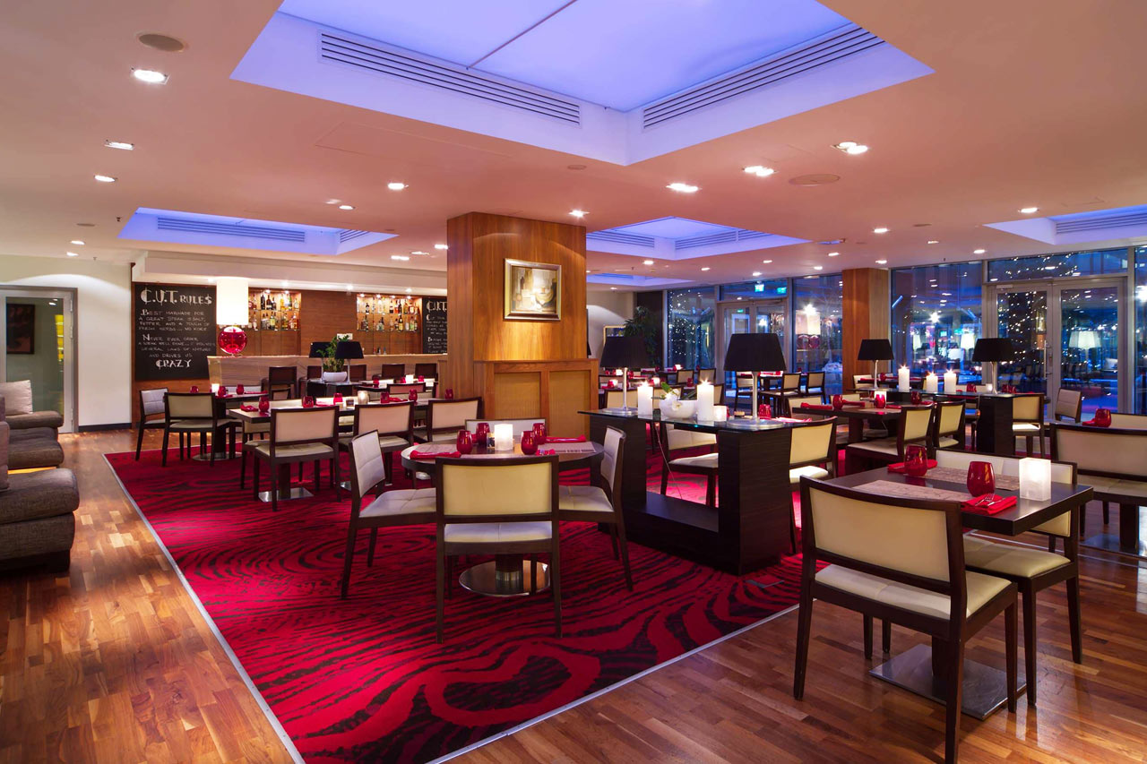 À la carte-restaurang
